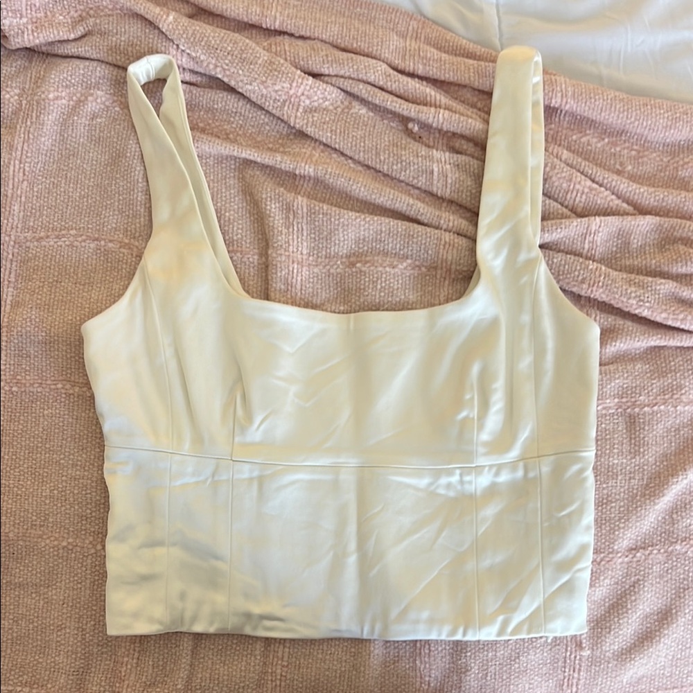 NWOT Aritzia Wilfred Cream Fitted Bustier Tank Top
